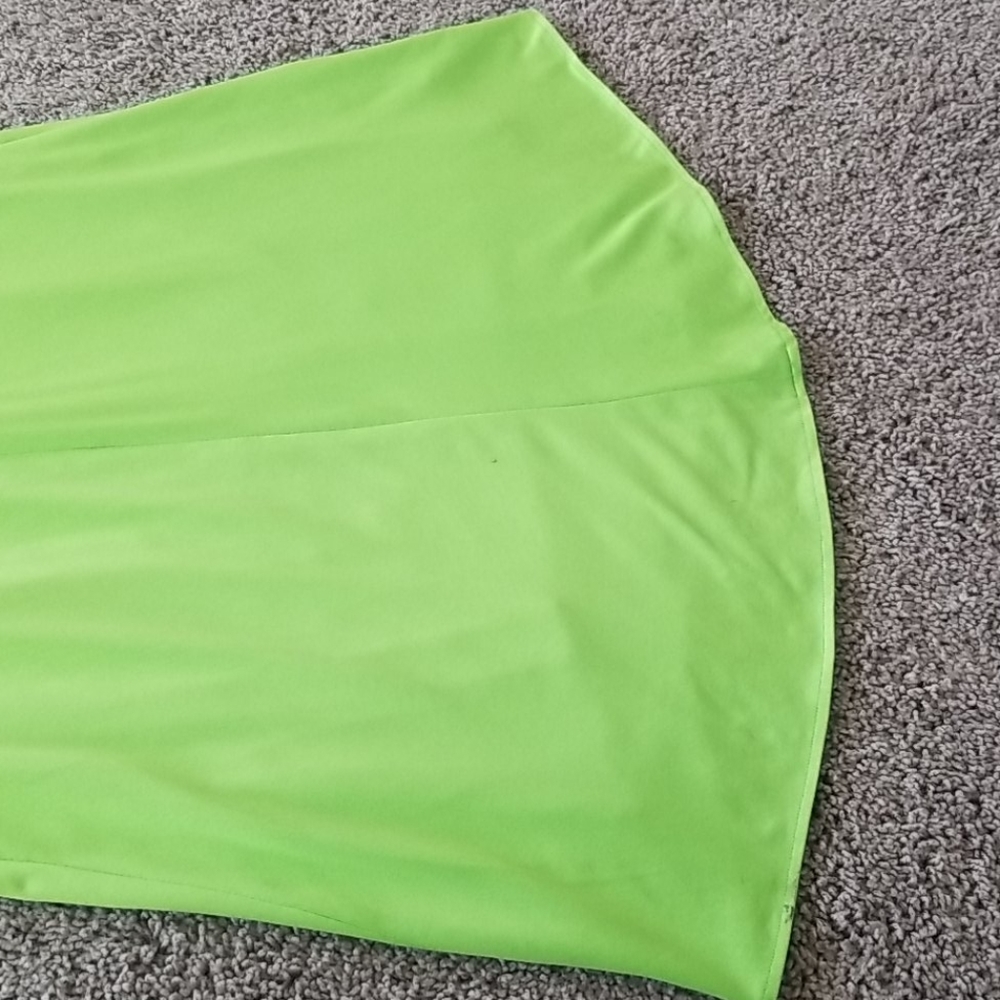 Dress - Picture 6 of 6